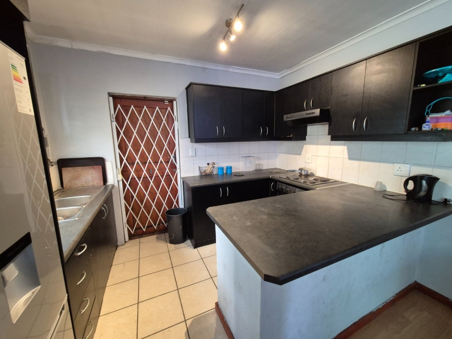 2 Bedroom Property for Sale in Brentwood Park Western Cape